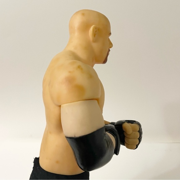 Vintage 1999 WCW Play By Play Goldberg" 18"  Plush Action Figure - Picture 12 of 16